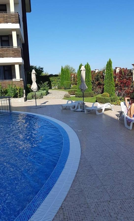 Victoria'S Apartments נסבר מראה חיצוני תמונה