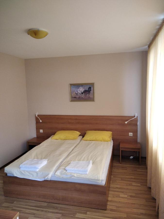 Victoria'S Apartments נסבר מראה חיצוני תמונה